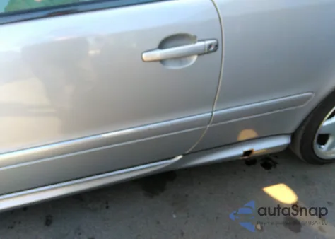 2000 Mercedes-Benz Clk 430 из США, поврежденный, VIN WDBLJ70G7YF153143